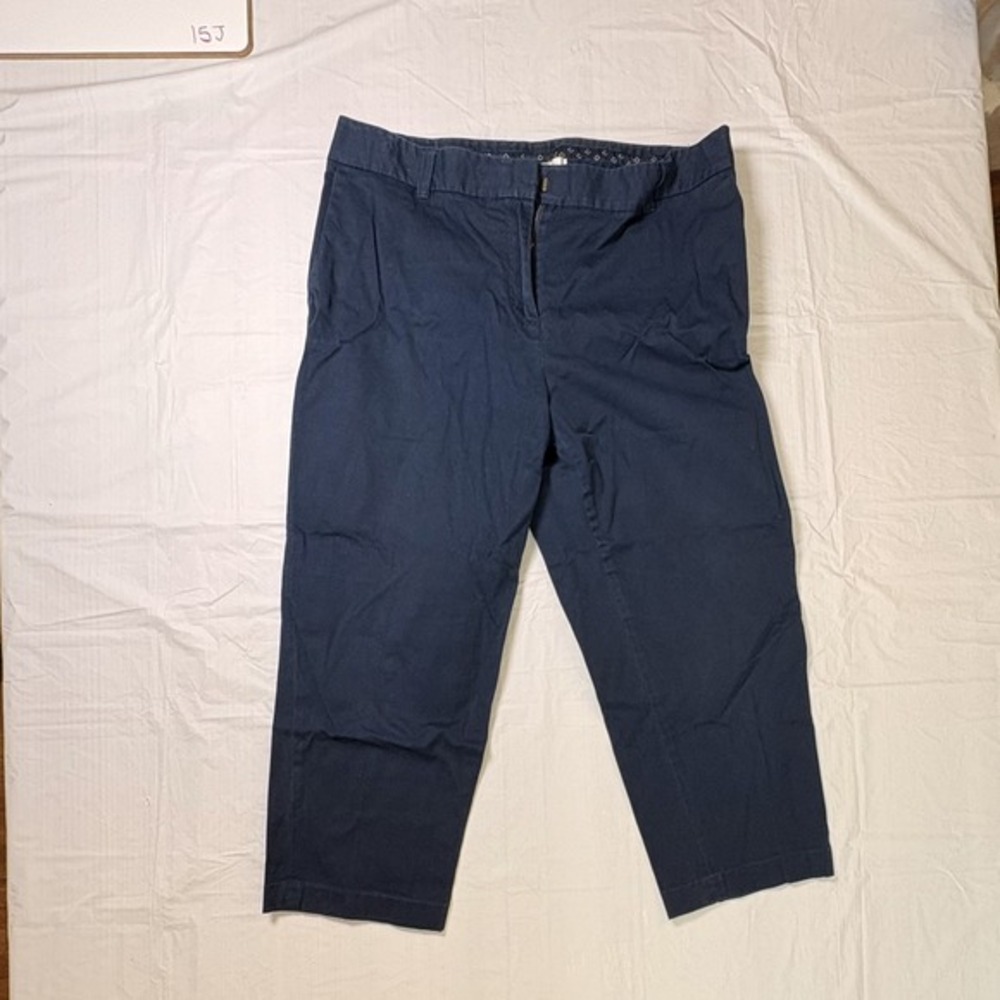 Womens Liz Claiborne cropped "Jackie" pants, navy blue, size 14P